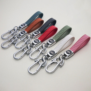 Official Style Stylish Car Brand Metal Emblem Car Accessories Fan Gifts Durable Leather Keychain with Zinc Alloy