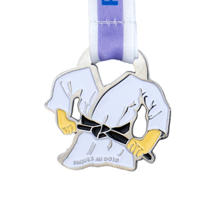 Elegant 3D Medal Custom Design Zinc Alloy Enamel Sports Championship Trophy Corporate Legacy Award