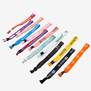 Fashion Glow In Dark Colorful Wristband Bulk Custom For Theme Park Party Wedding Souvenir Kids Activity Pack